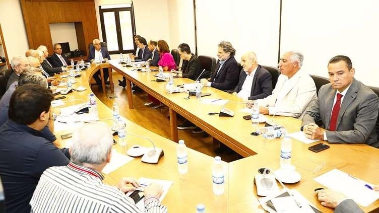 لجنة الأشغال العامة: نطالب بتحضيرخطة للكهرباء