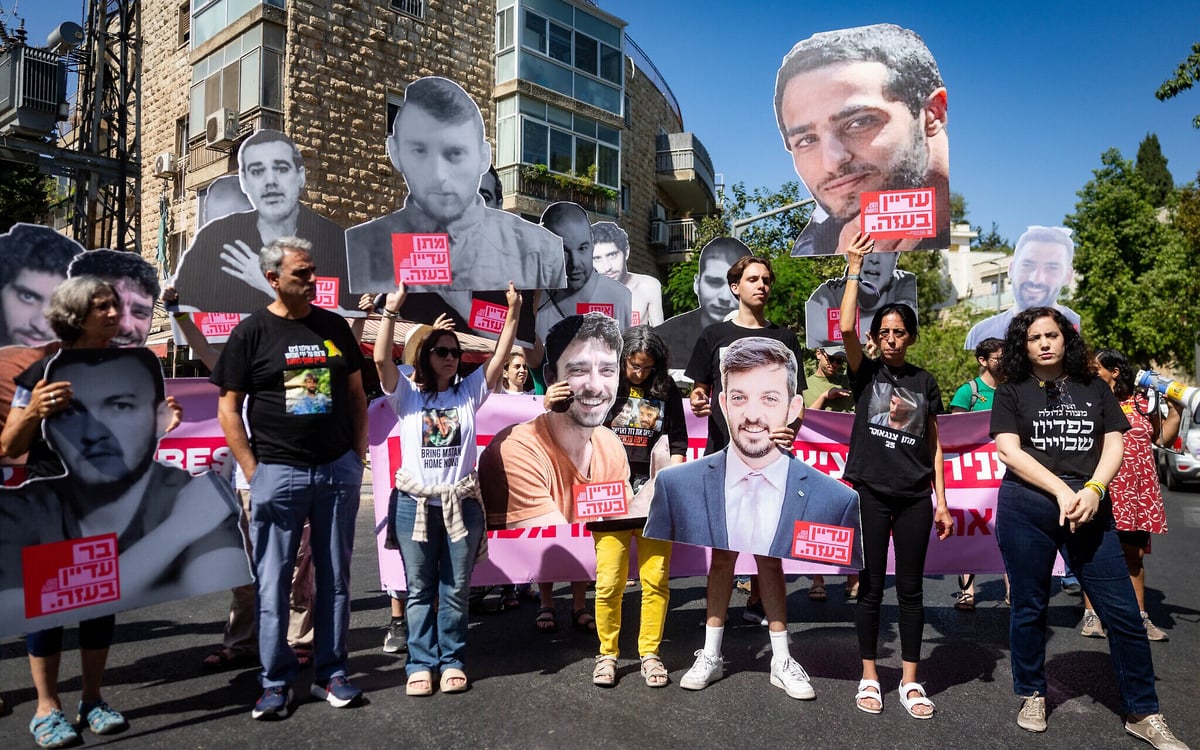 ترامب يوجه تحذيرا جديدا لحماس إذا استخدمت الرهائن دروعا بشرية