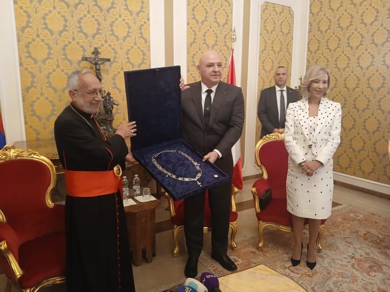 الرئيس عون واللبنانية الأولى في روما