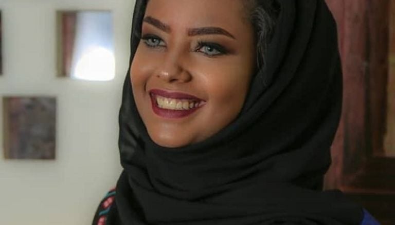بعد 5 سنوات في السجن.. الحوثيون يطلقون سراح عارضة الأزياء انتصار الحمادي