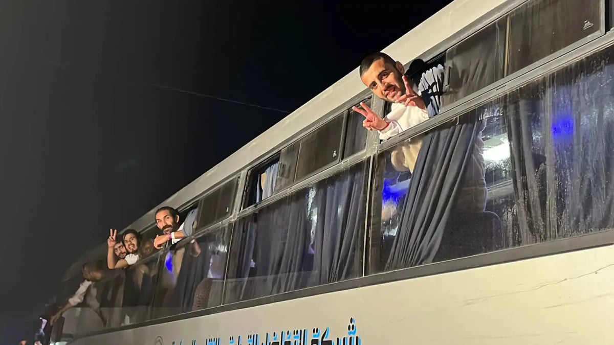 قائمة الأسرى الفلسطينيين "المؤبدين" المتوقع شمولهم بصفقة التبادل.. من هم؟