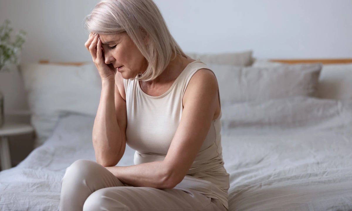 انقطاع الطمث لا يؤثر على الهرمونات فقط... بل يغيّر شكل الدماغ!