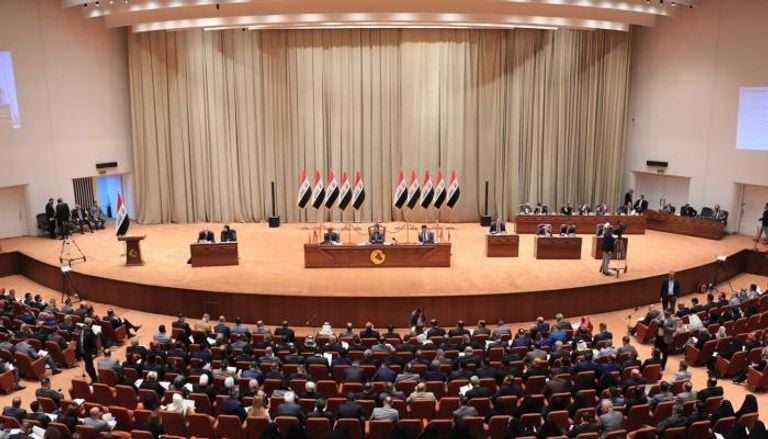 العراق يدخل معركة "الكتلة الأكبر".. طريق معقد إلى تشكيل حكومة جديدة