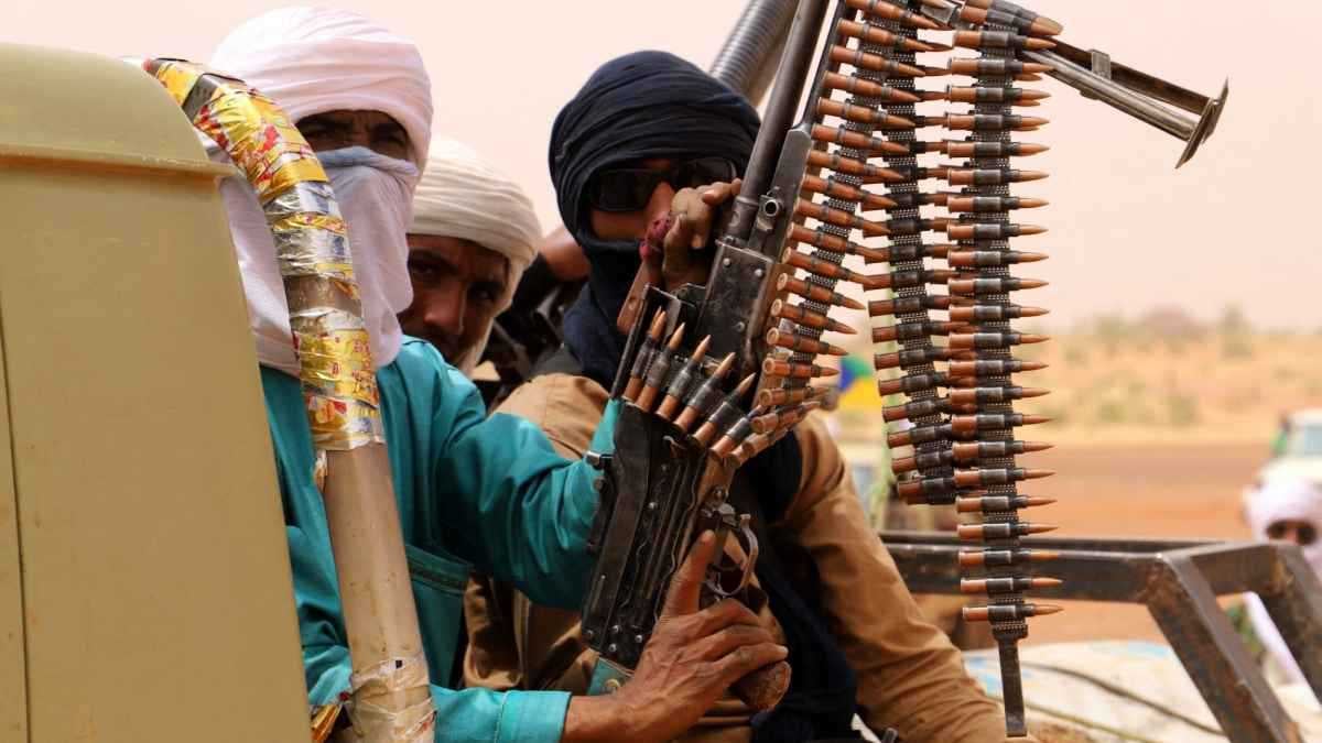 مناهضة لغويتا والمتطرفين.. ميليشيات "دوزو" تعقّد الصراع في مالي