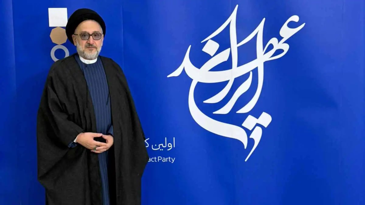 رجل دين بارز يقر بمقتل آلاف المحتجين خلال يومين في إيران