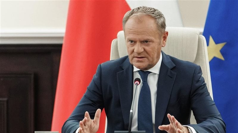 رئيس وزراء بولندا يدق طبول حرب عالمية في 2026 بتصريح عن "غزو محتمل" لمنطقة نفوذ روسي