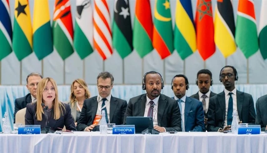 ميلوني تعرض تعليق ديون دول أفريقية