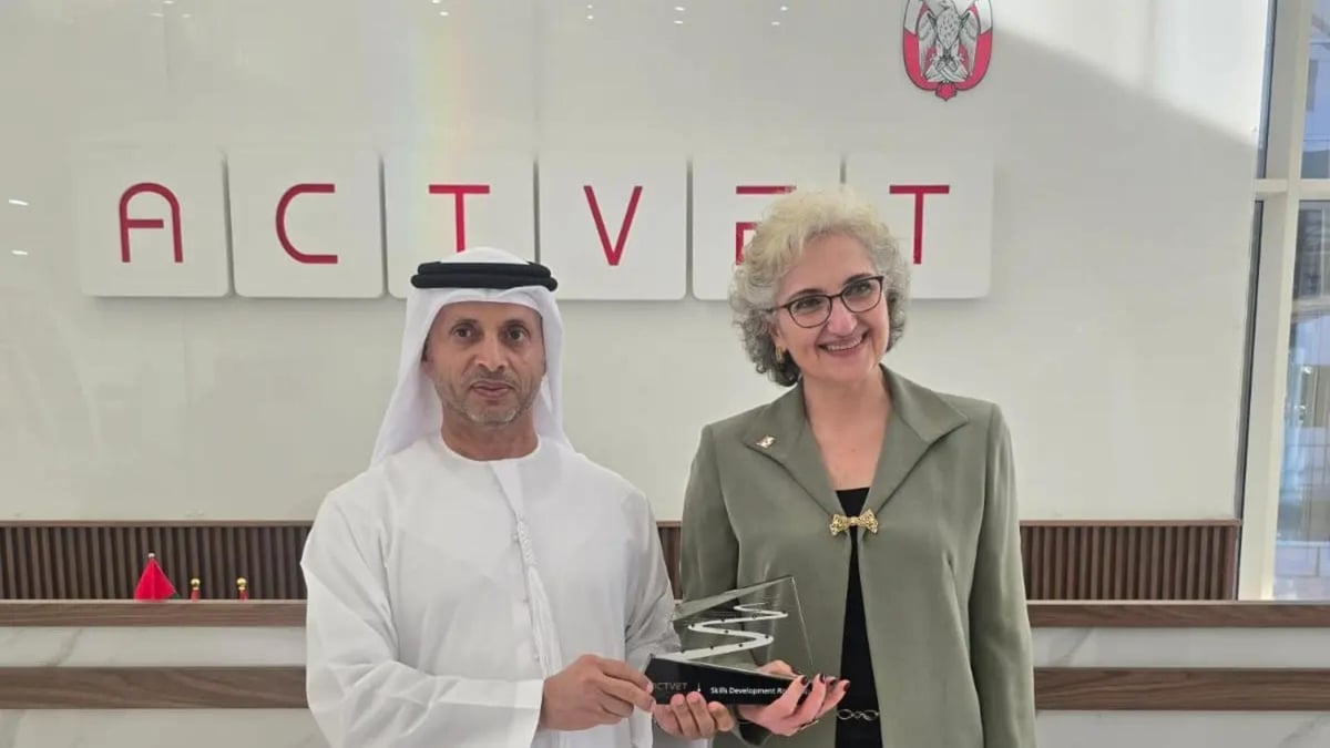 كرامي في الإمارات… وجولة على مدرسة حكومية والمعهد التقني