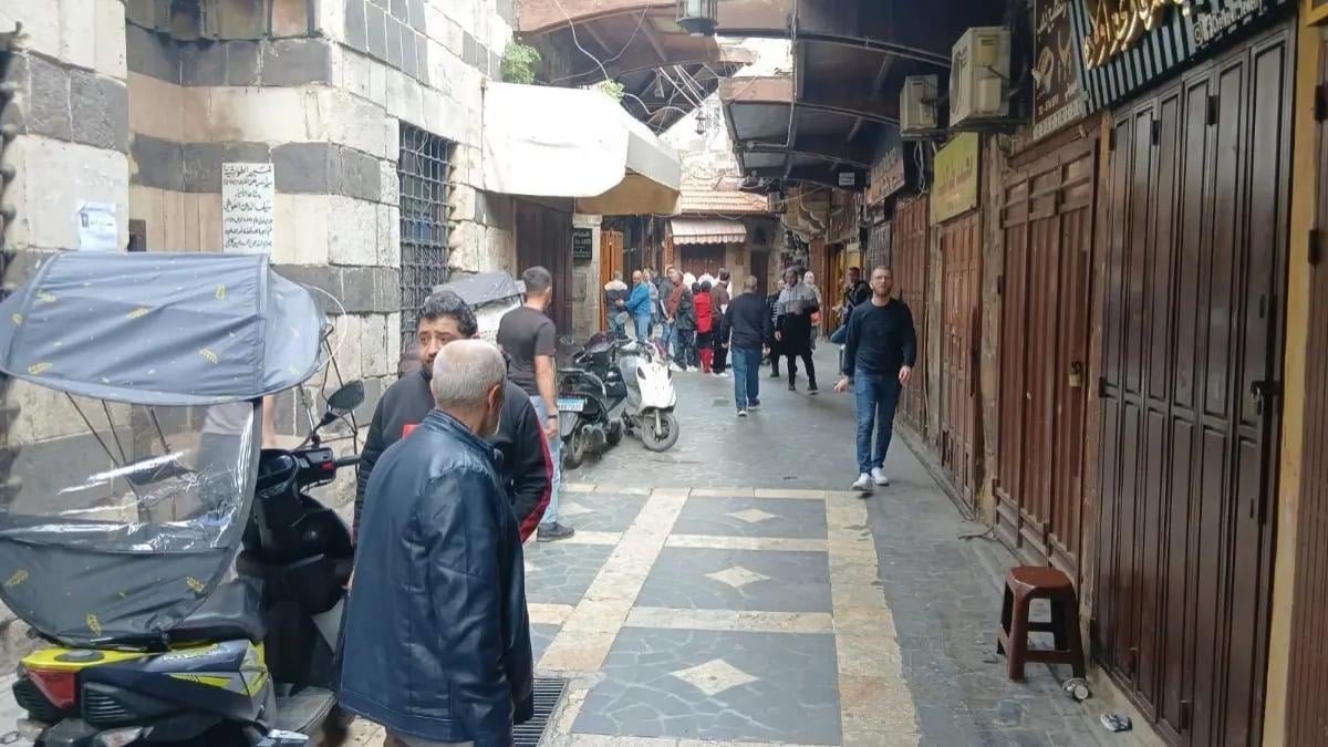 بعد انهيار المبنى… إحتجاجات وإقفال سوق الصاغة