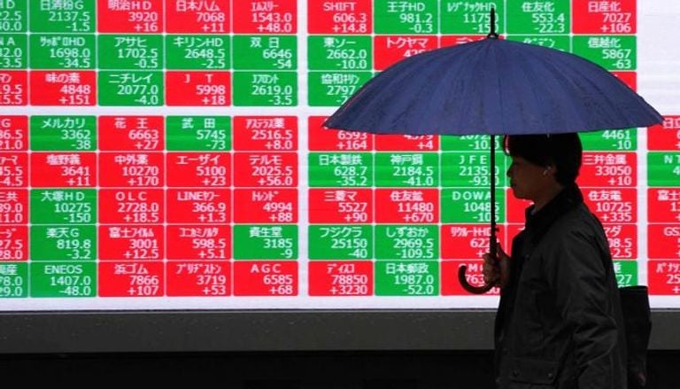 "نيكي" الياباني يهوي 5% مع ارتفاع أسعار النفط