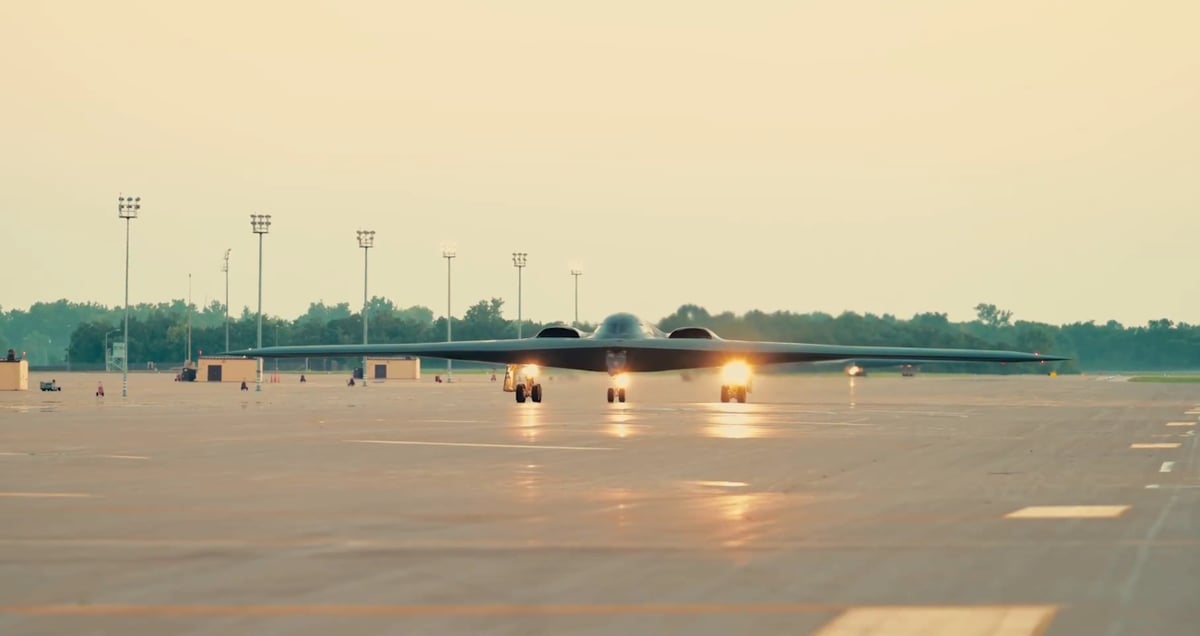 قاذفات B-2 الأميركية تدمر "حلم الصواريخ" الإيراني