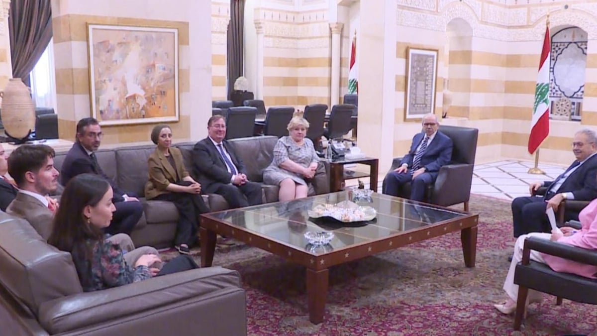 سلام بحث مع وفد بريطاني في تعزيز الدعم للجيش اللبناني