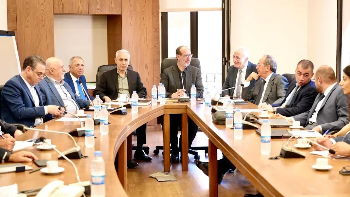 إليكم ما دار في اجتماع لجنة الاعلام والاتصالات