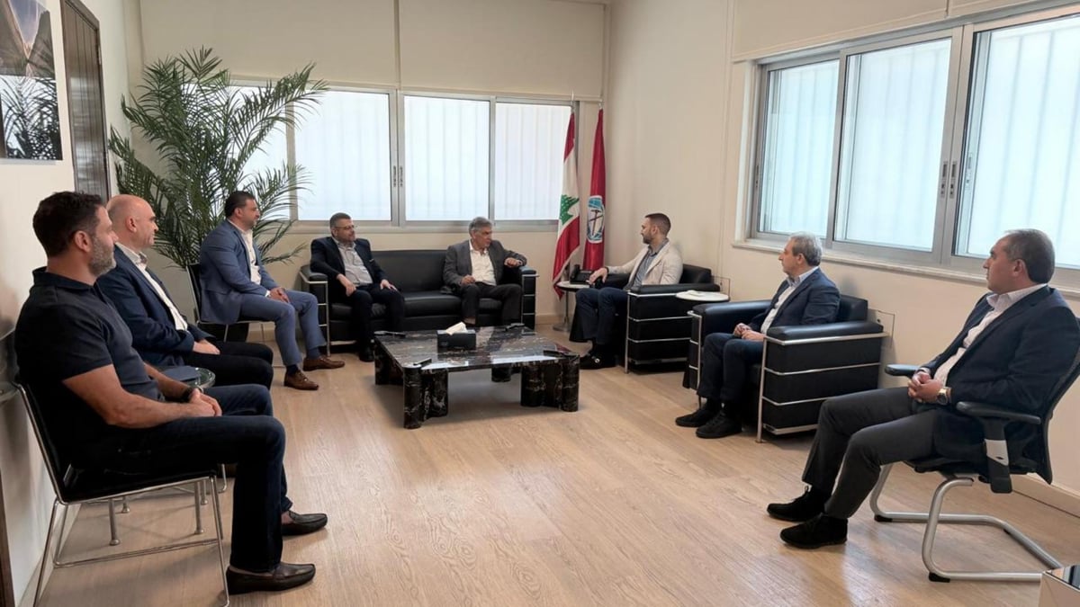 Taymour Joumblatt discute avec le syndic des médecins du dossier de l'augmentation des pensions des retraités