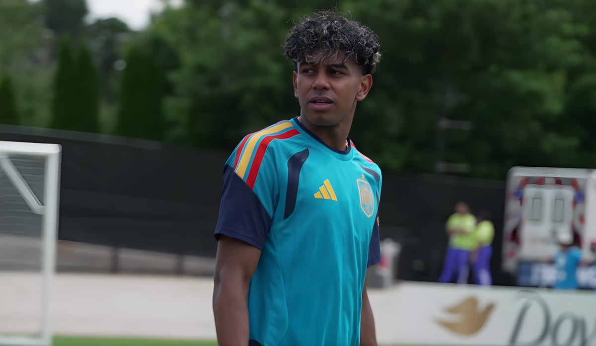لامين يامال يعلن عن رغبته في قميص ميسي خلال مونديال 2026