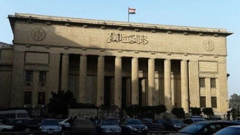 السجن المؤبد لقاضٍ مصري بعد إدانته بقتل طليقته