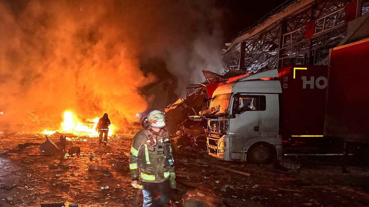 Five Rescue Workers Killed in Russian Strikes on Kharkiv, Ukraine
