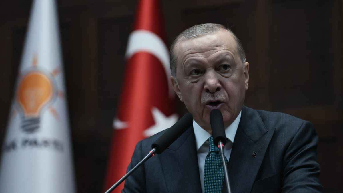 أردوغان يعلن إعداد قانون لتسريع حل حزب العمال الكردستاني