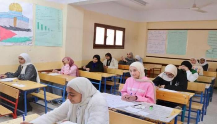 وزارة التعليم المصرية تنفي شائعات صعوبة امتحان اللغة الإنجليزية للثانوية العامة