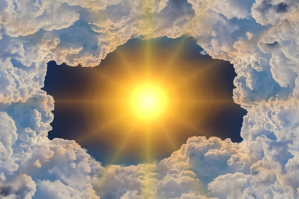 South Korea Issues Highest-Level Heatwave Warning for Gyeongsan and Pohang