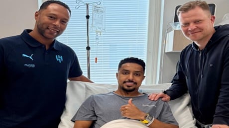 نجاح جراحة الركبة للاعب الهلال سالم الدوسري في فنلندا