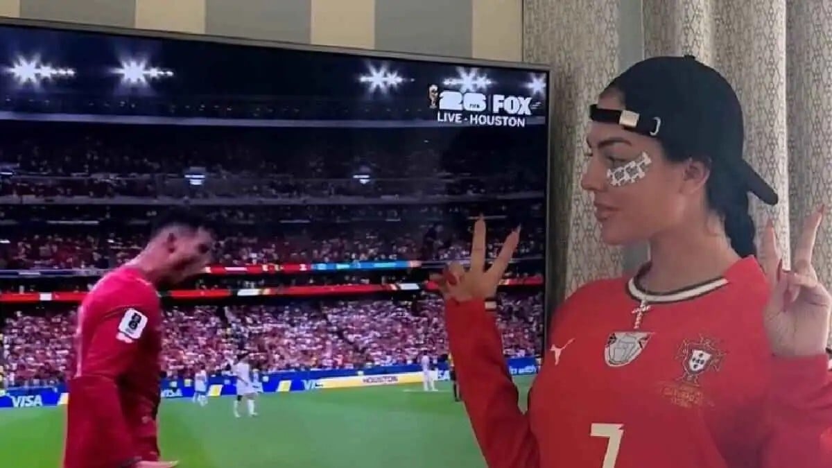 جورجينا رودريغيز تعبر عن دعمها لرونالدو بعد خروج البرتغال من كأس العالم