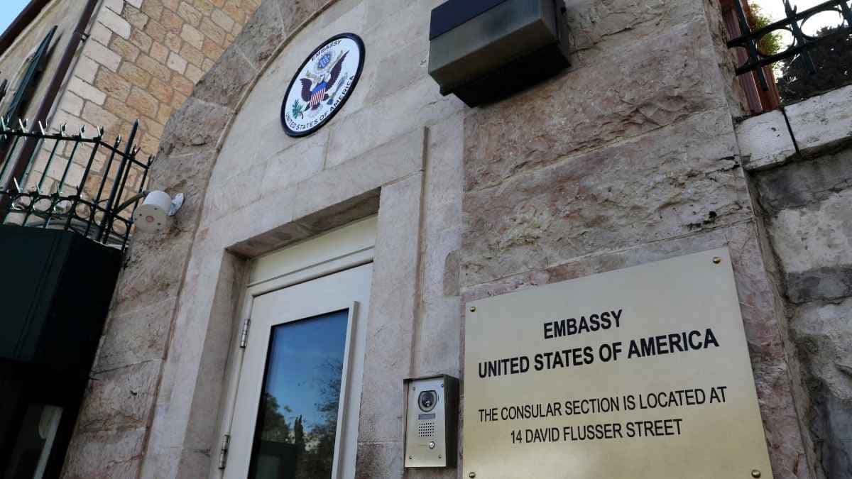 الولايات المتحدة توقع اتفاق بناء سفارة دائمة في القدس