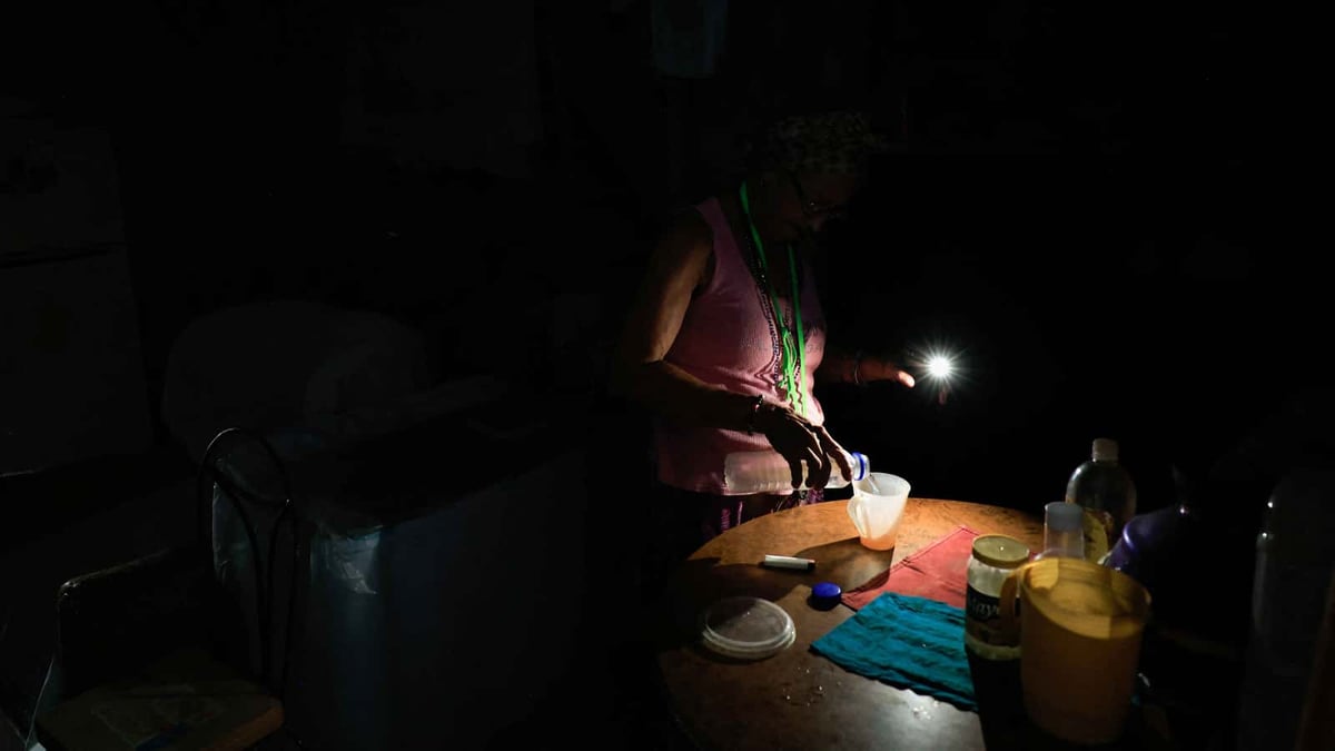 Cuba commence une remise progressive de l'électricité à La Havane après un effondrement du réseau