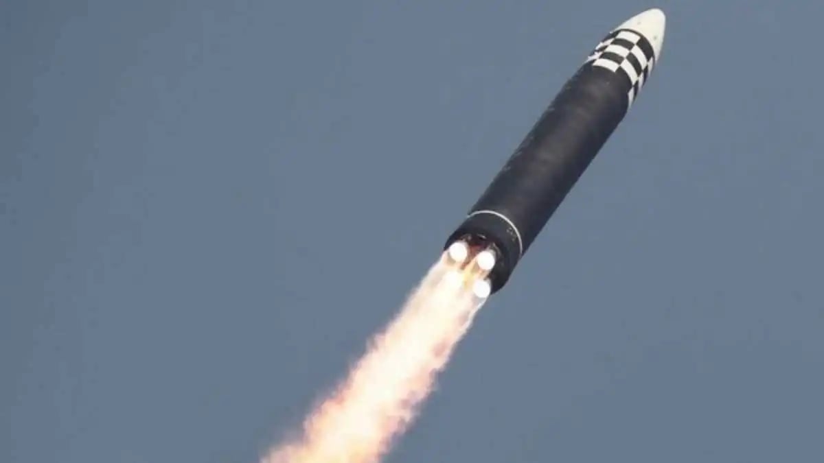 China Plans Ballistic Missile Test with Nuclear Capability in South Pacific