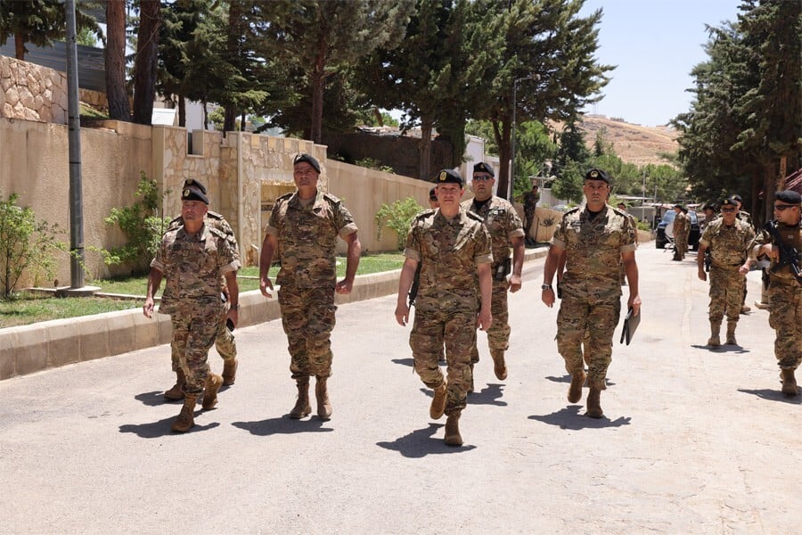 Le commandant de l'armée inspecte des unités dans la Békaa et souligne la priorité de la stabilité intérieure