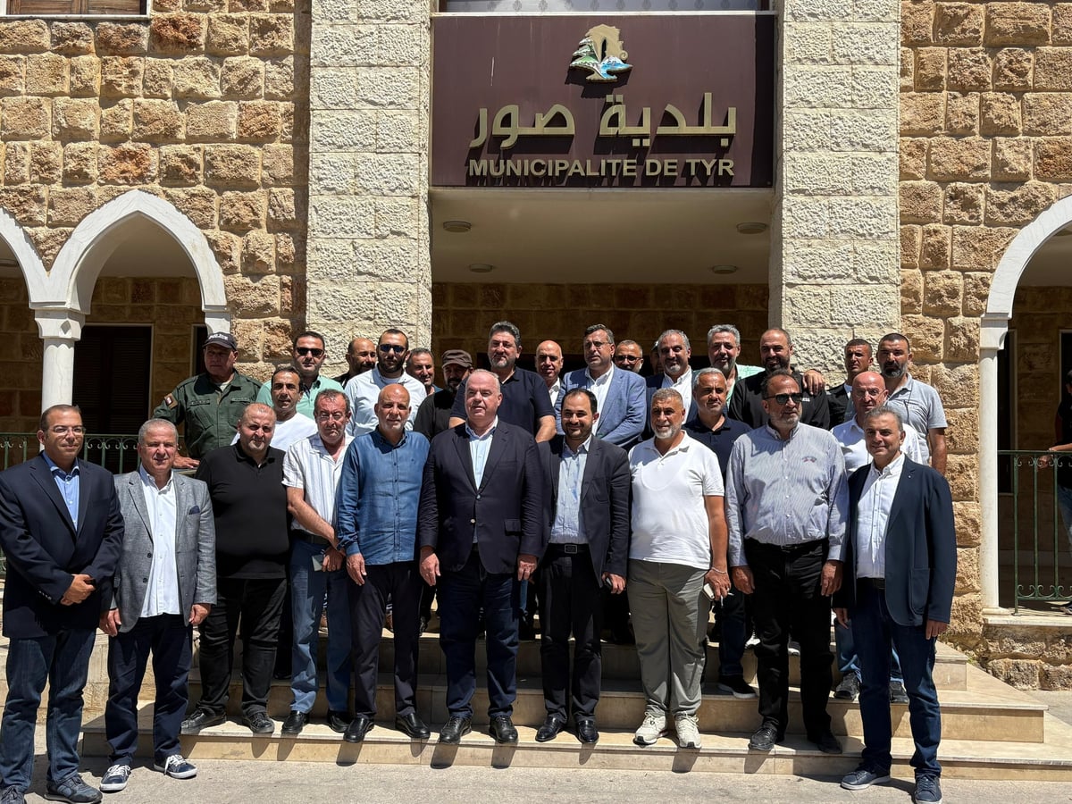 وزير الاتصالات يجول جنوباً: سنبقى إلى جانب الأهالي