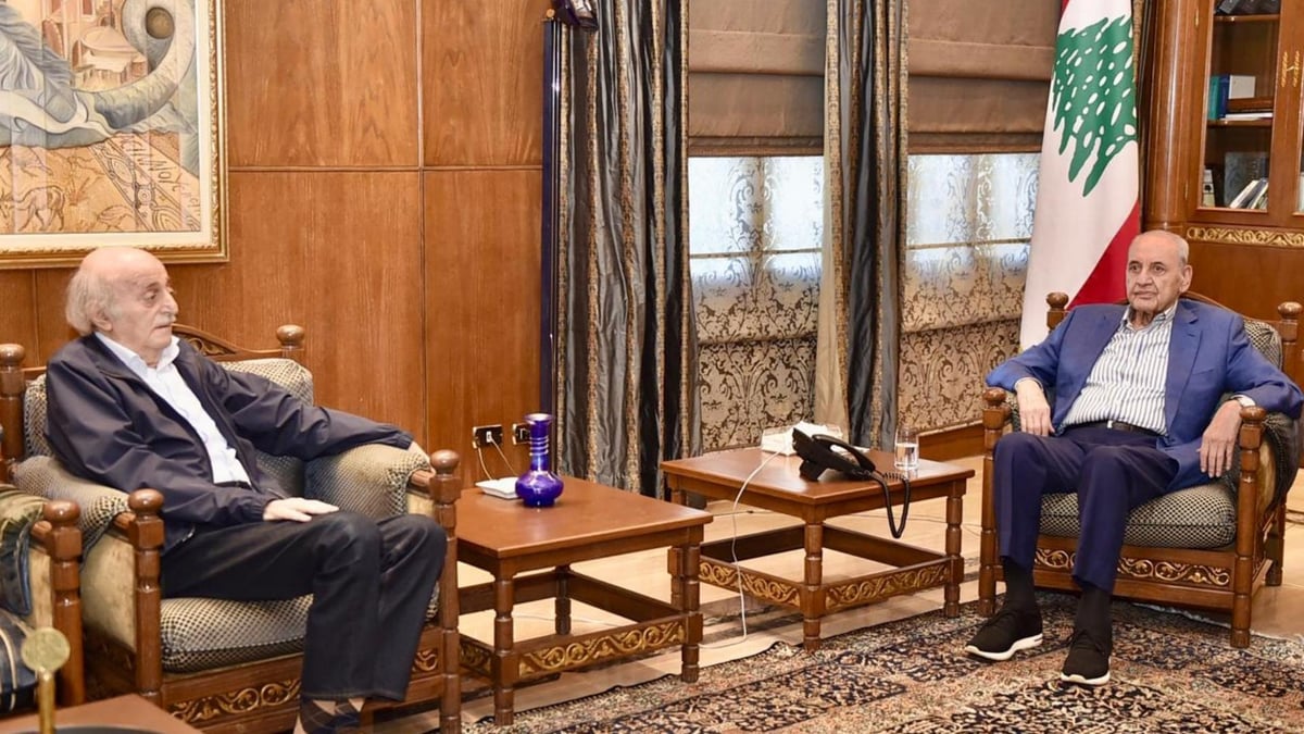 جنبلاط في عين التينة: قدّمت لبرّي مذكراتي