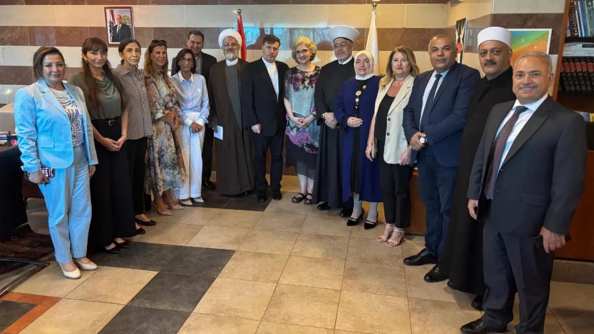 كرامي ترأست اجتماعاً وطنياً عن التربية على الصحة الإنجابية في المناهج الجديدة