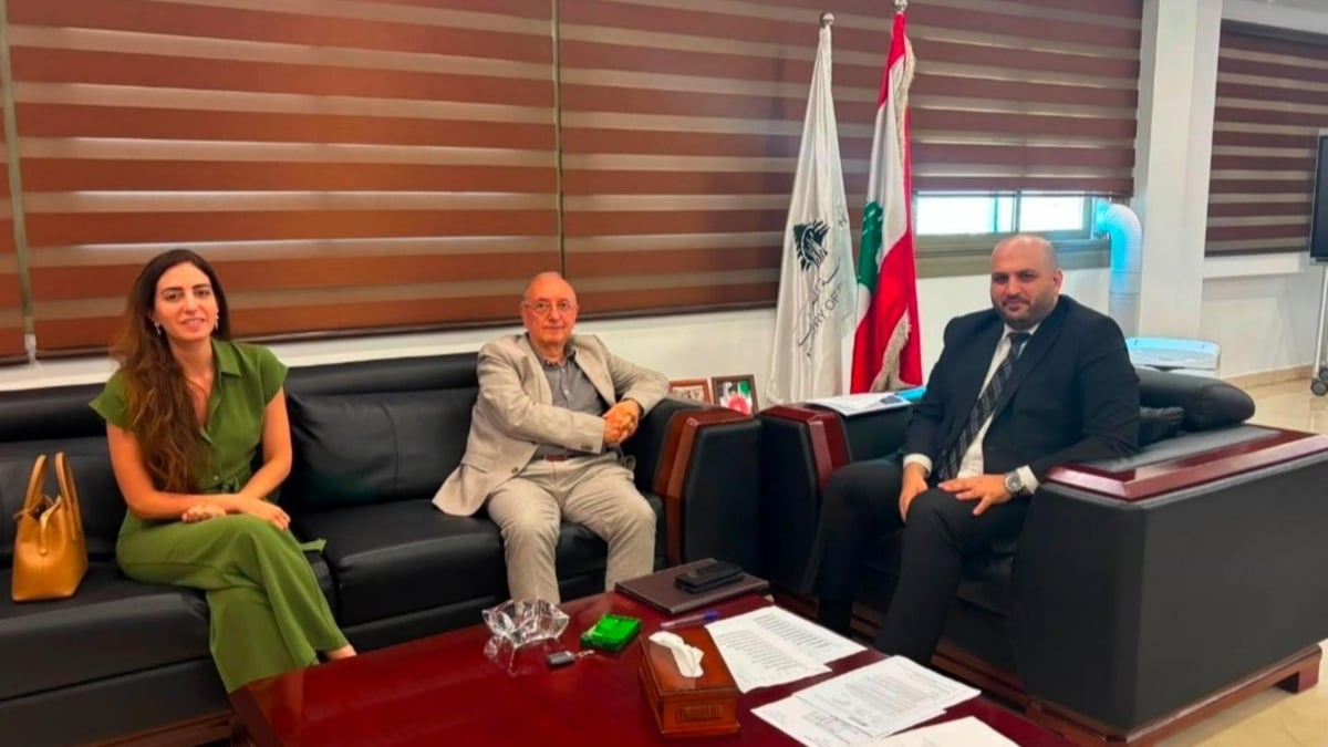وفد الجمعية الطبية اللبنانية الأوروبية عرض مع ناصر الدين لمشاريع تعاون جديدة