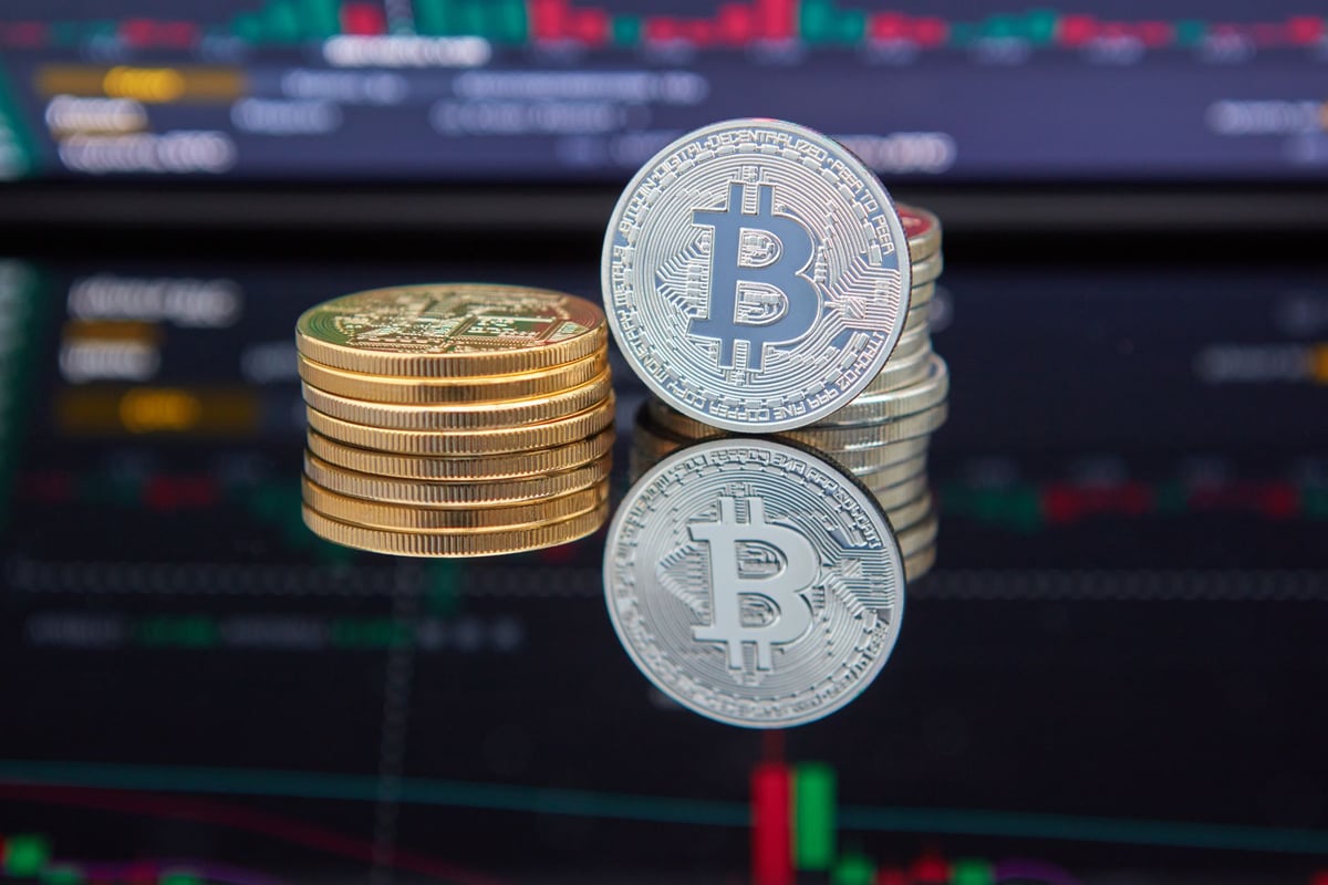 Bitcoin stabilisé au-dessus de 64 000 dollars amid espoir d’un accord sur le détroit d’Ormuz