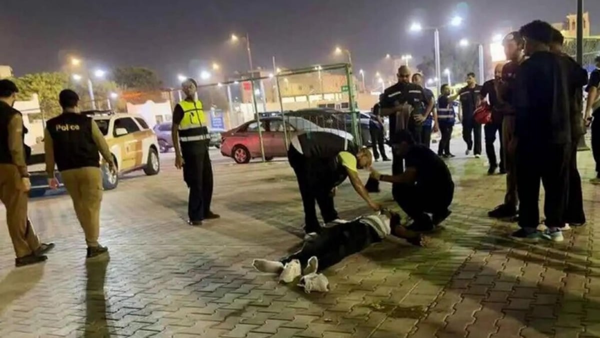 أكثر من 50 حالة إغماء جماعية في مواجهة الهلال والخليج بسبب الحرارة