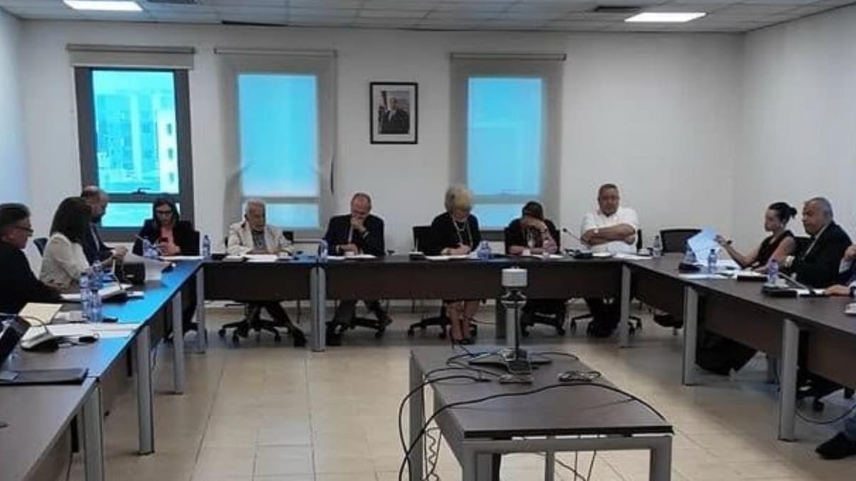 Karami préside la première réunion du comité de surveillance de l'application du programme d'enseignement général