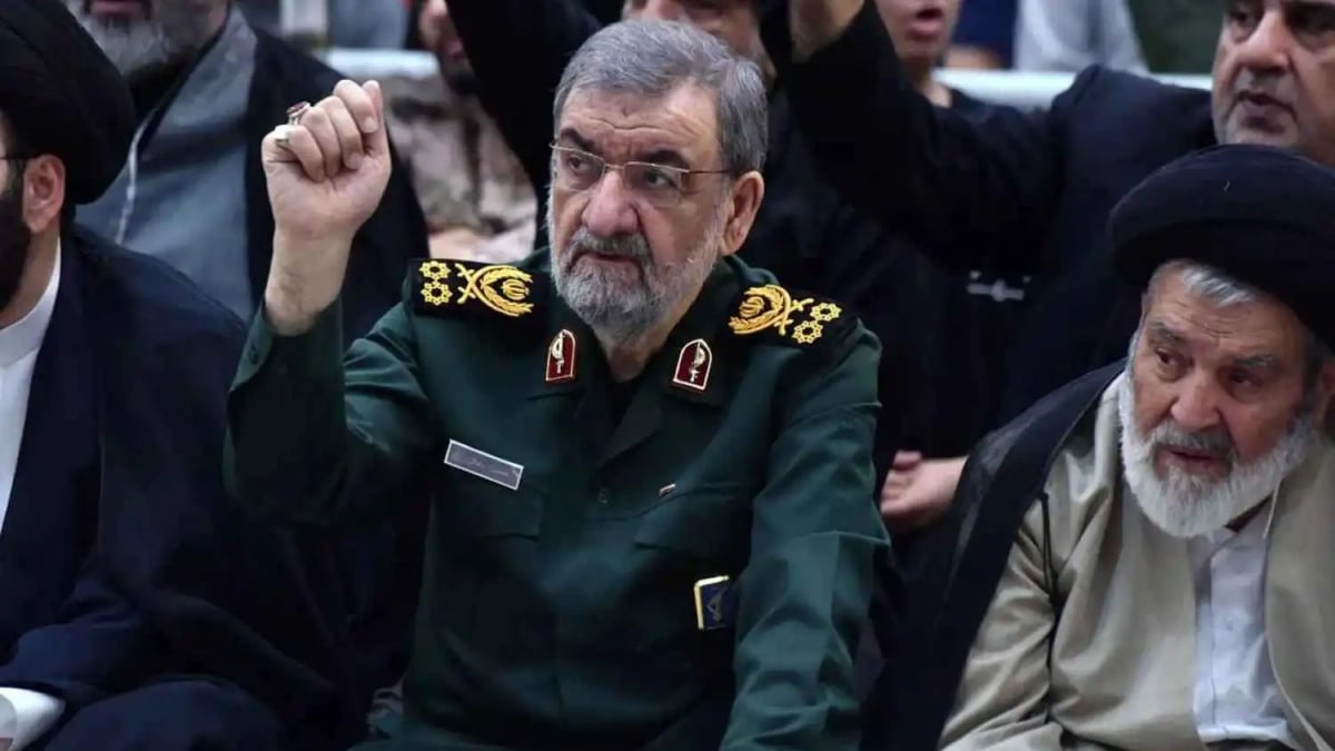 رضائي أمينًا للأمن القومي الإيراني.. ماذا وراء التغيير؟