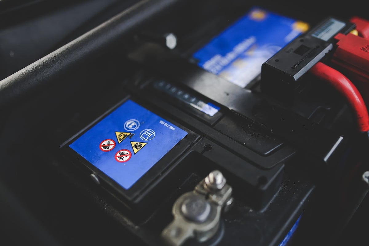 Scientists Just Smashed Battery Limits: Meet the 602.5 Wh/kg Wonder