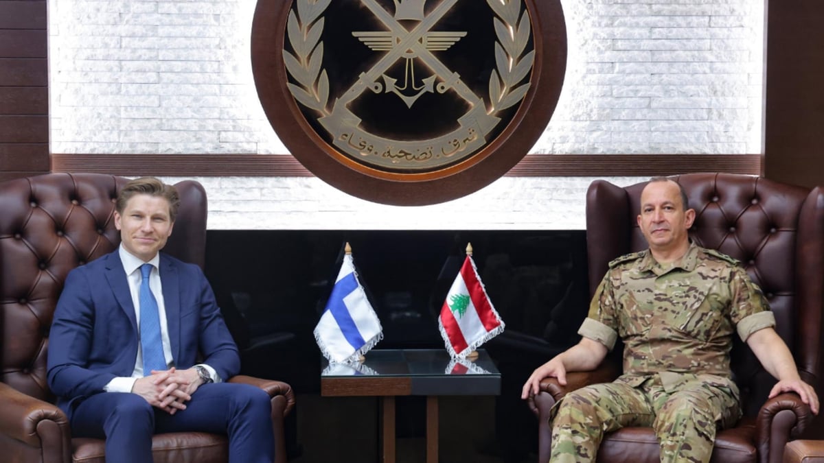 ماذا دار في اللقاء بين هيكل ووزير الدفاع الفنلندي؟