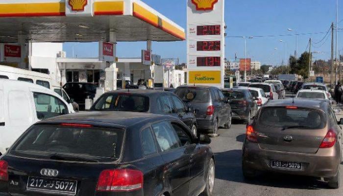 إضراب نقل المحروقات في تونس يُربك التزود بالوقود لمدة يومين