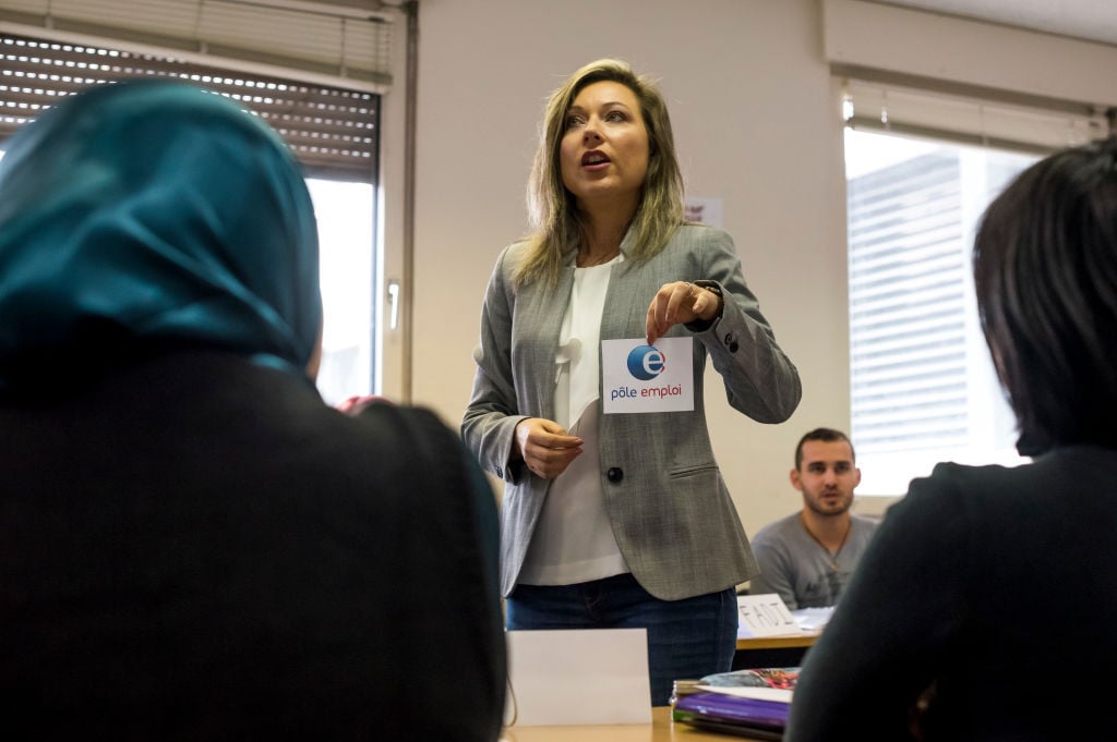إيران تُغلق مركز اللغة الفرنسية في طهران