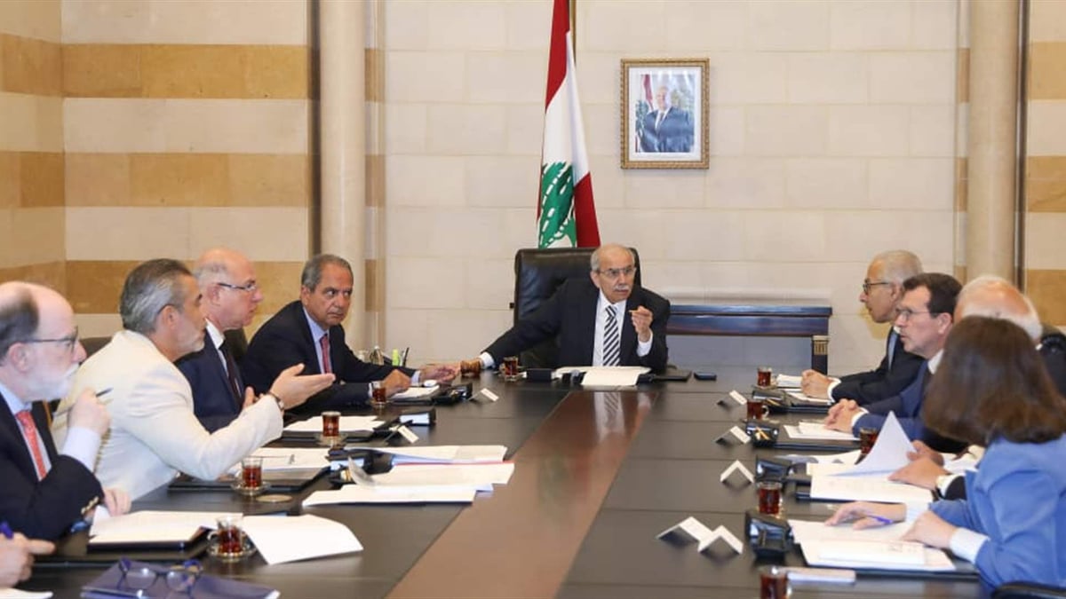Réunion du conseil supérieur de la privatisation abordant les étapes nécessaires pour transformer l'entreprise publique d'électricité du Liban en société