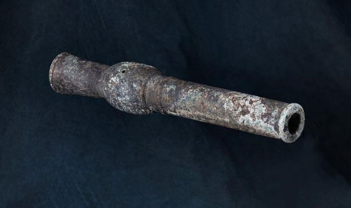 Korea's Oldest Gunpowder Weapon Unearthed in Minefield Sweep