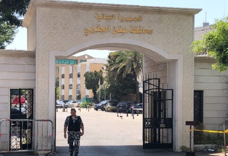 بطرق مختلفة.. موظفو سرايا صيدا حسموا التزامهم الإقفال اليوم