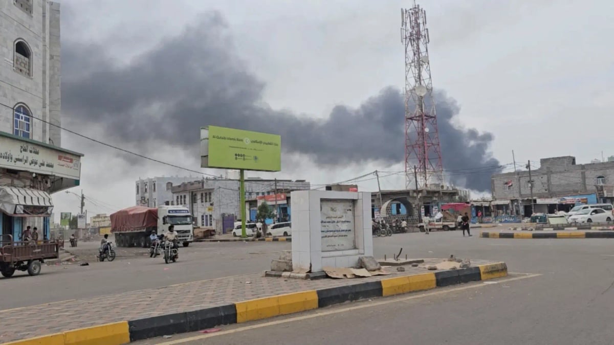 الجيش اليمني يشن أكثر من 15 غارة على مواقع "الحوثيين"