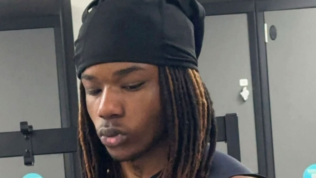 23-year-old poker dealer dies from ultra-rare kidney cancer