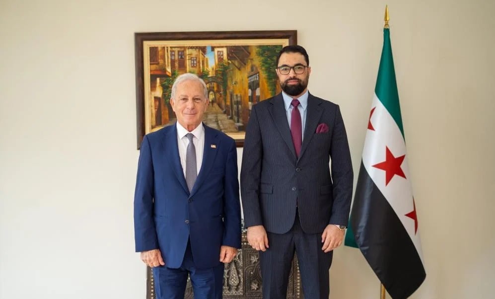 السفير الأمريكي يزور القائم بالأعمال السوري.. تفاصيل اللقاء