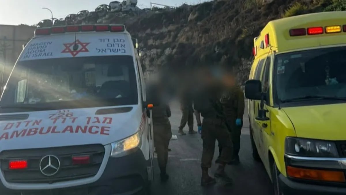 إصابة أربعة إسرائيليين وتصفية منفذي عملية إطلاق نار بالخليل