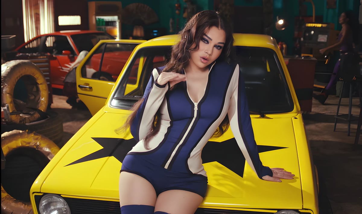 هيفا وهبي تطرح 'لوك لوك' ضمن سلسلة أغاني Mega Haifa 3